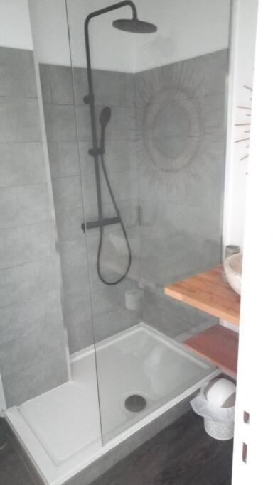Appartement Avec Piscine Proche De La Mer لي تروا زيليه المظهر الخارجي الصورة